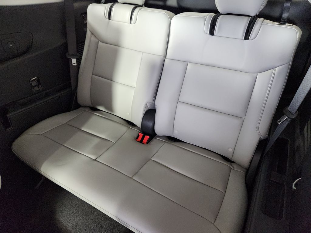 New 2026 Ford Explorer - photo 17