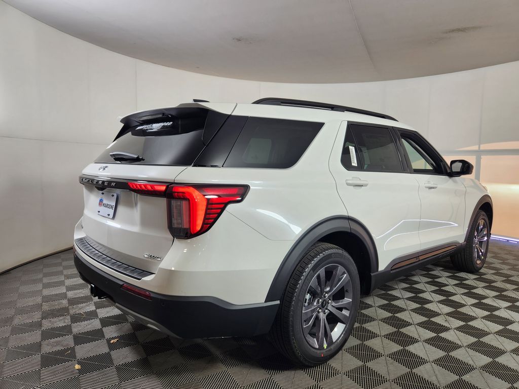 New 2026 Ford Explorer - photo 2