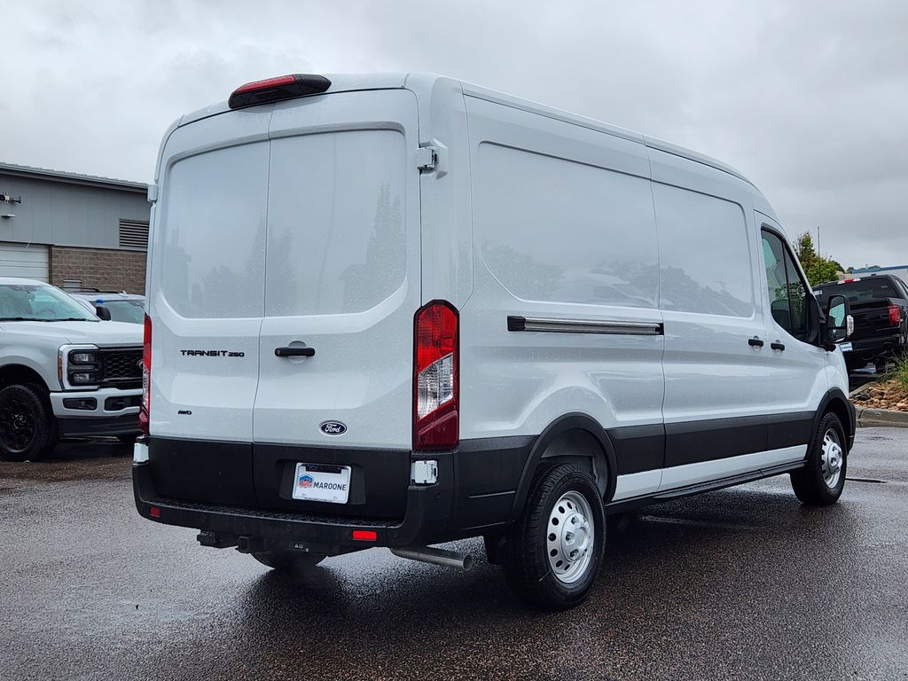 New 2026 Ford Transit 250 - photo 5