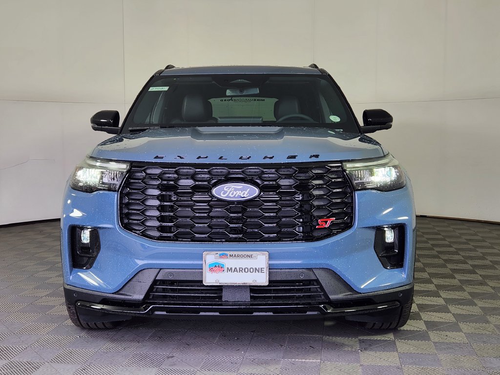 New 2027 Ford Explorer - photo 2