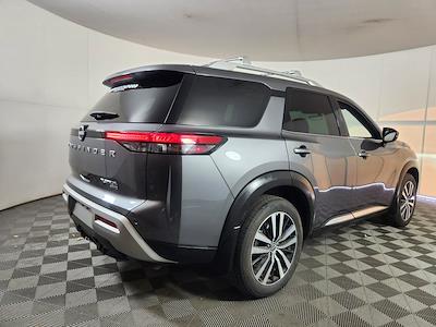 Used 2025 Nissan Pathfinder - photo 1