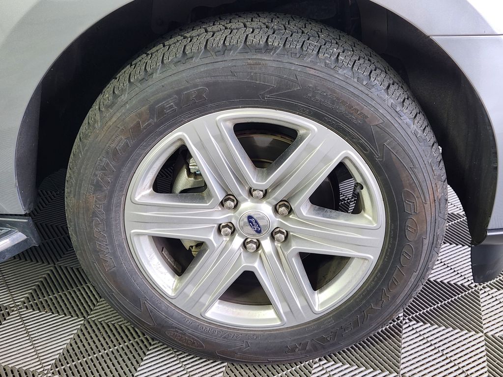 Used 2020 Ford Expedition - photo 28