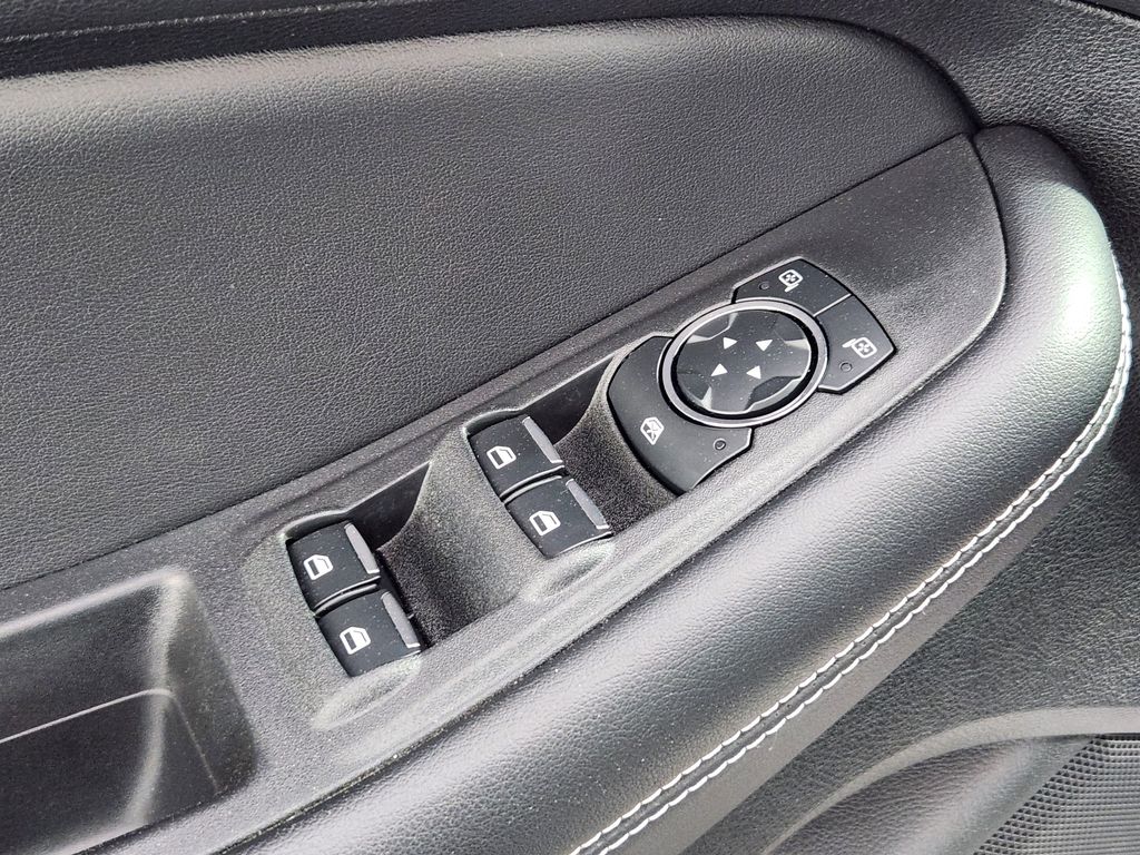 Used 2023 Ford Edge - photo 18