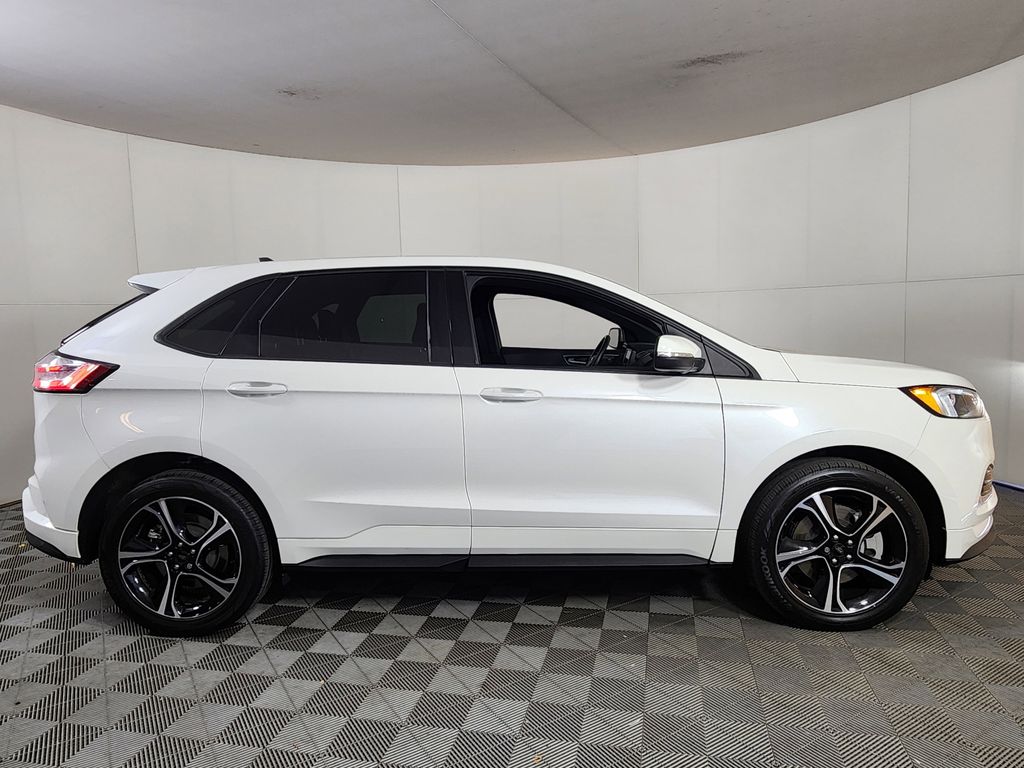 Used 2023 Ford Edge - photo 9