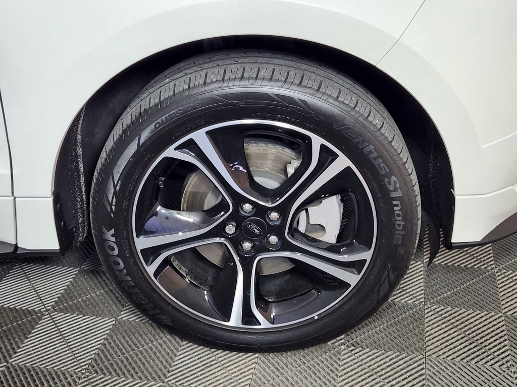 Used 2023 Ford Edge - photo 10
