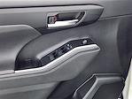 2021 Toyota Highlander FWD SUV for sale #JMP45419 - photo 17