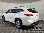 2021 Toyota Highlander FWD SUV for sale #JMP45419 - photo 6