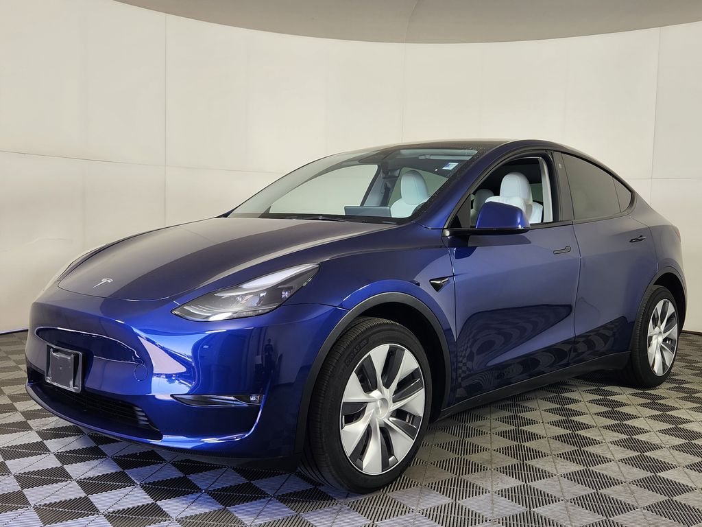 Used 2023 Tesla Model Y - photo 5