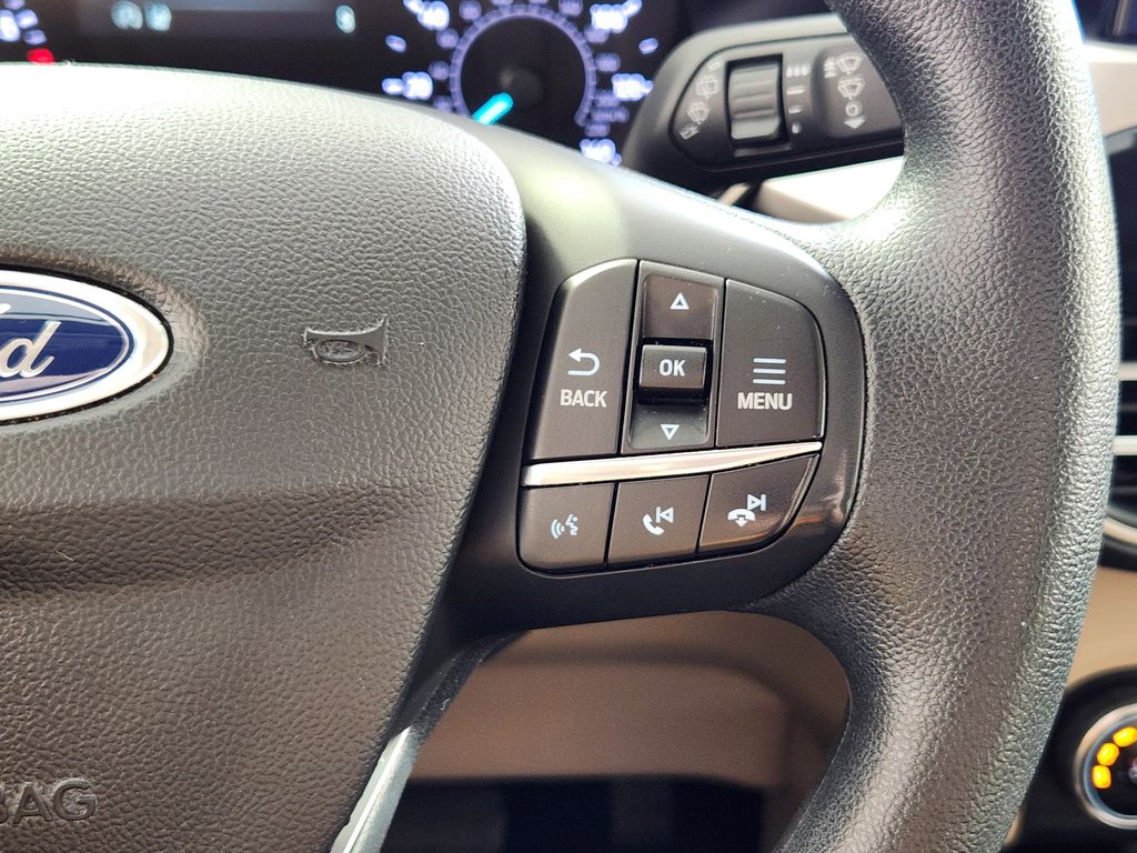 Used 2020 Ford Escape - photo 16
