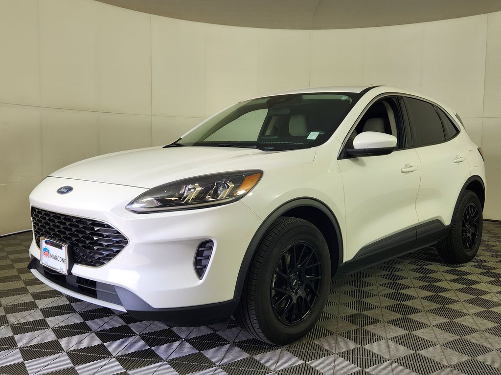 Used 2020 Ford Escape - photo 5