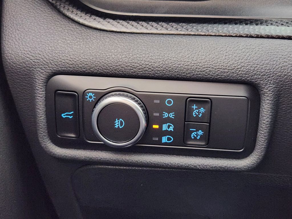 Used 2020 Ford Explorer - photo 29