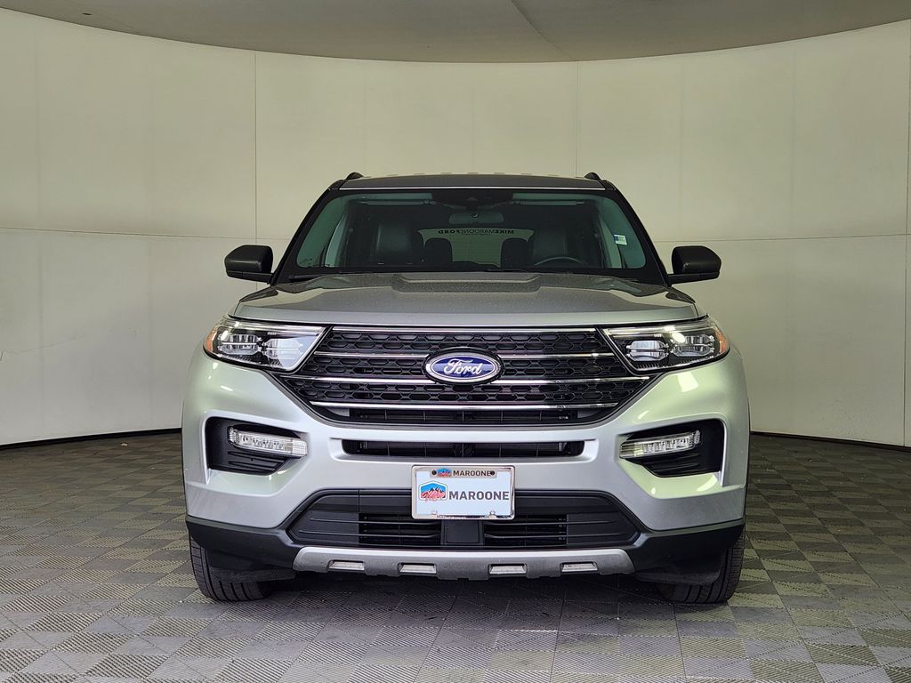 Used 2024 Ford Explorer - photo 2