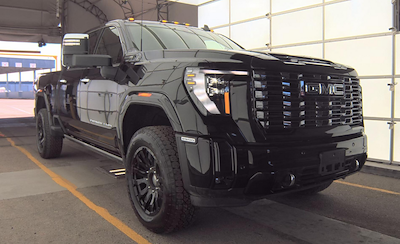 Used 2025 GMC Sierra 2500 Denali Ultimate Crew Cab for sale #MN45928 - photo 2