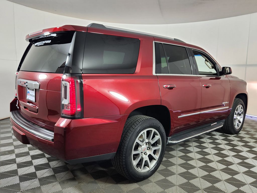 Used 2018 GMC Yukon - photo 2