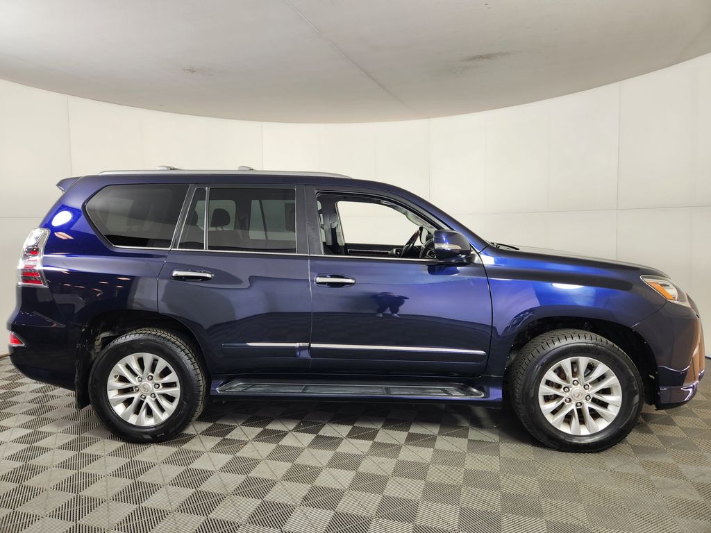 Used 2019 Lexus GX 460 - photo 10