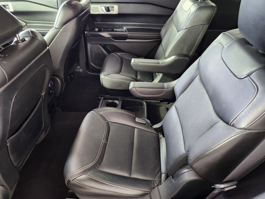 Used 2020 Ford Explorer - photo 7
