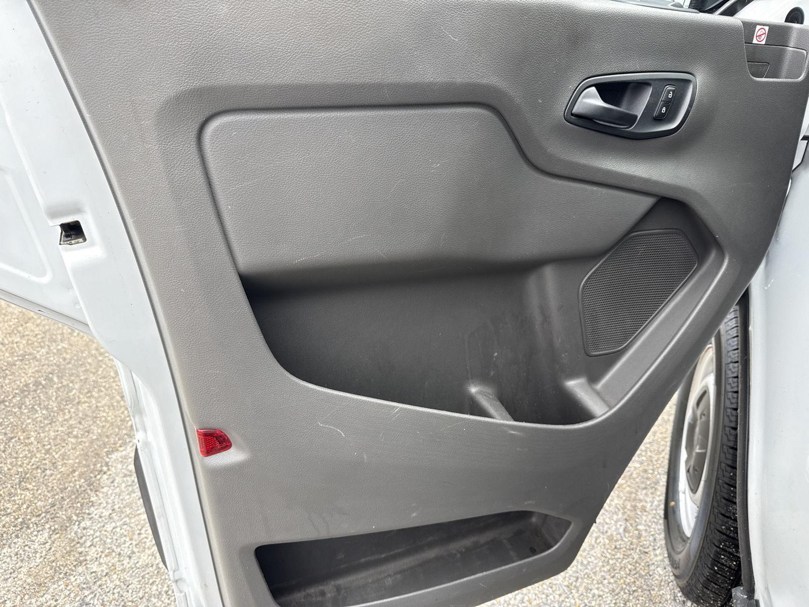 Used 2020 Ford Transit 150 - photo 18