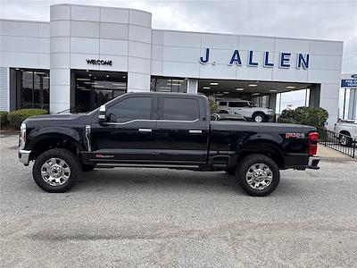 Used 2025 Ford F-250 - photo 1