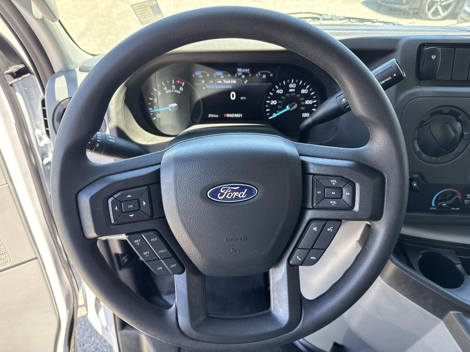 Used 2026 Ford E-350 - photo 7