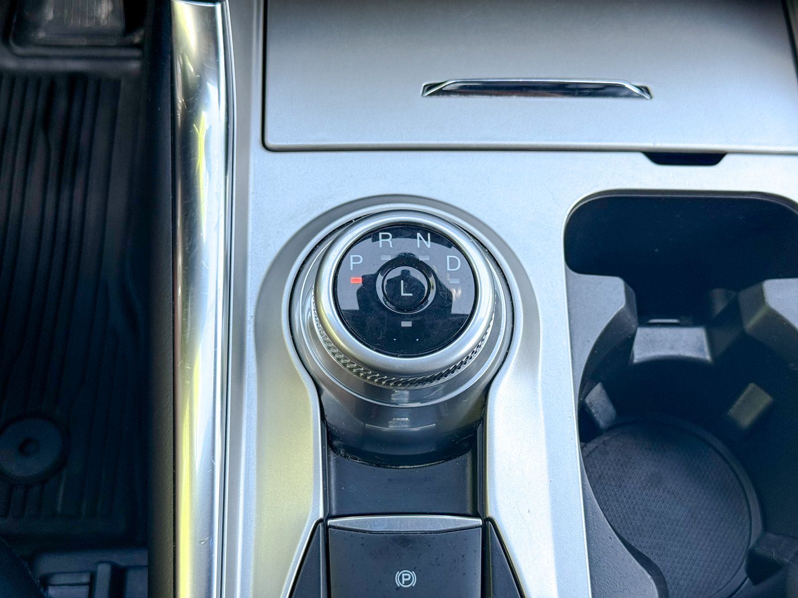 Used 2022 Ford Explorer - photo 22