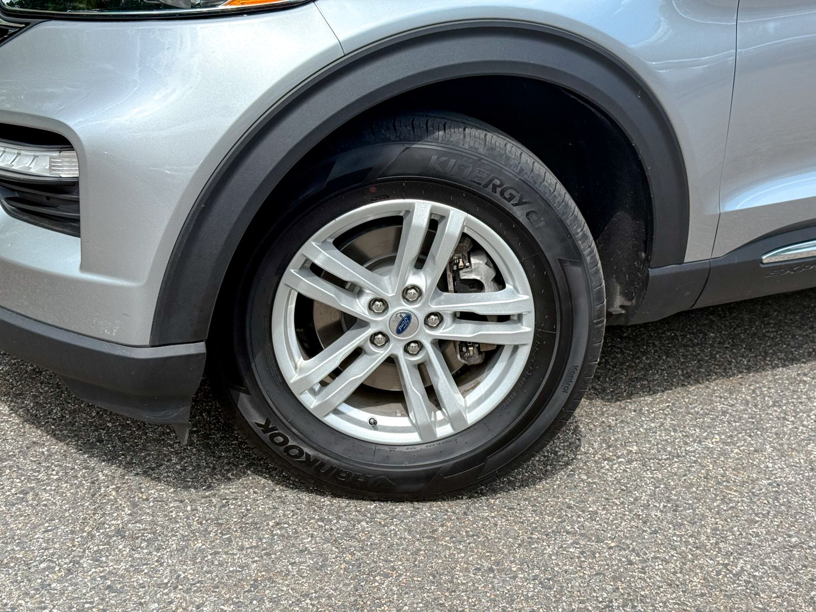 Used 2024 Ford Explorer - photo 12