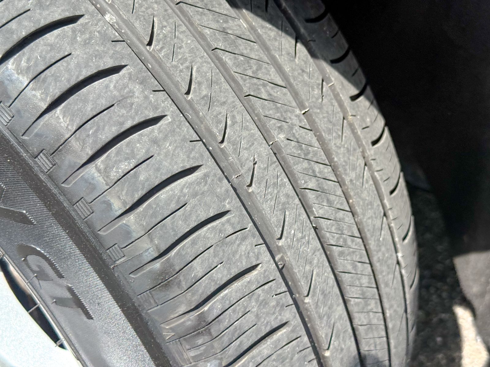 Used 2024 Ford Explorer - photo 13
