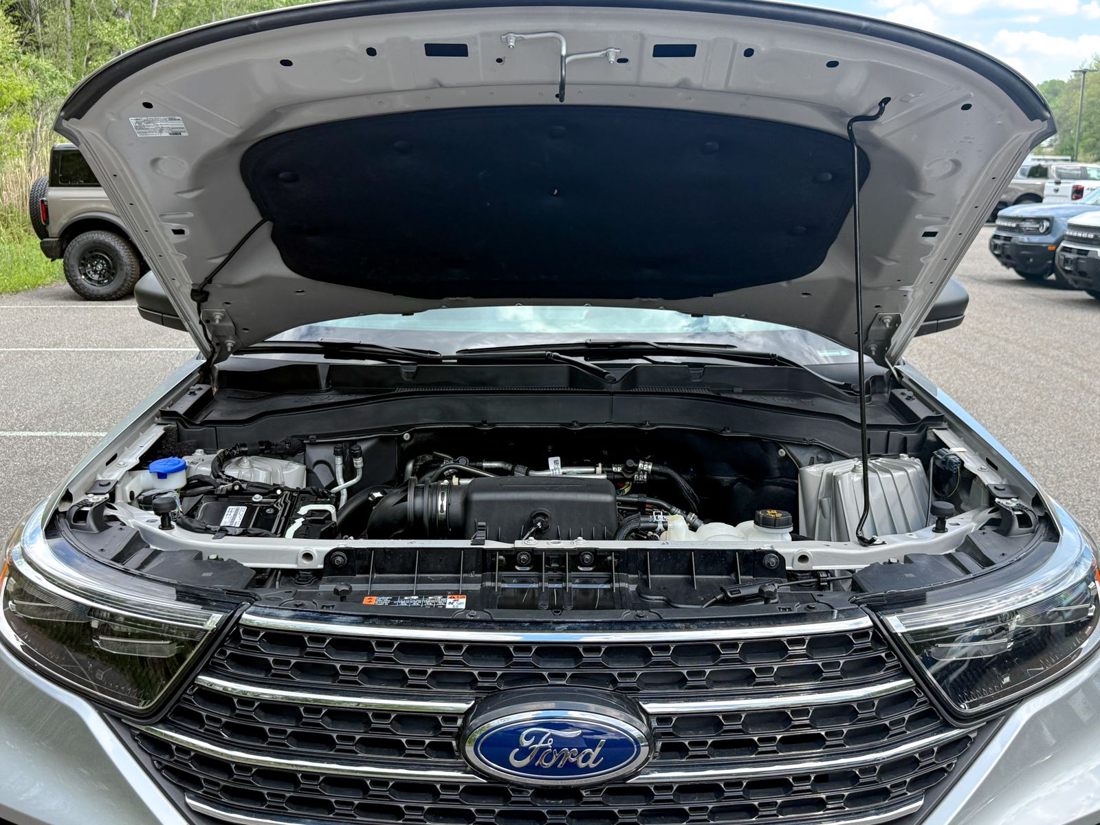Used 2024 Ford Explorer - photo 18