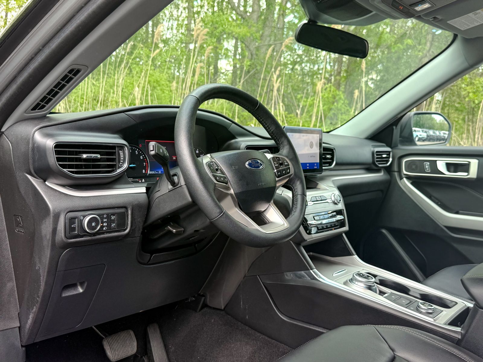 Used 2024 Ford Explorer - photo 19