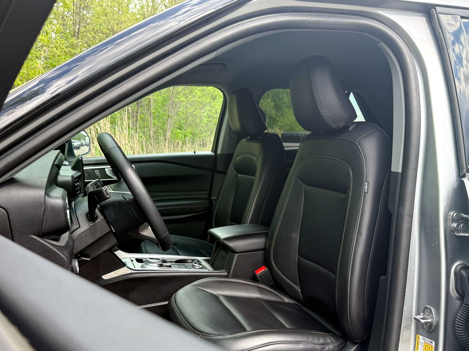 Used 2024 Ford Explorer - photo 20