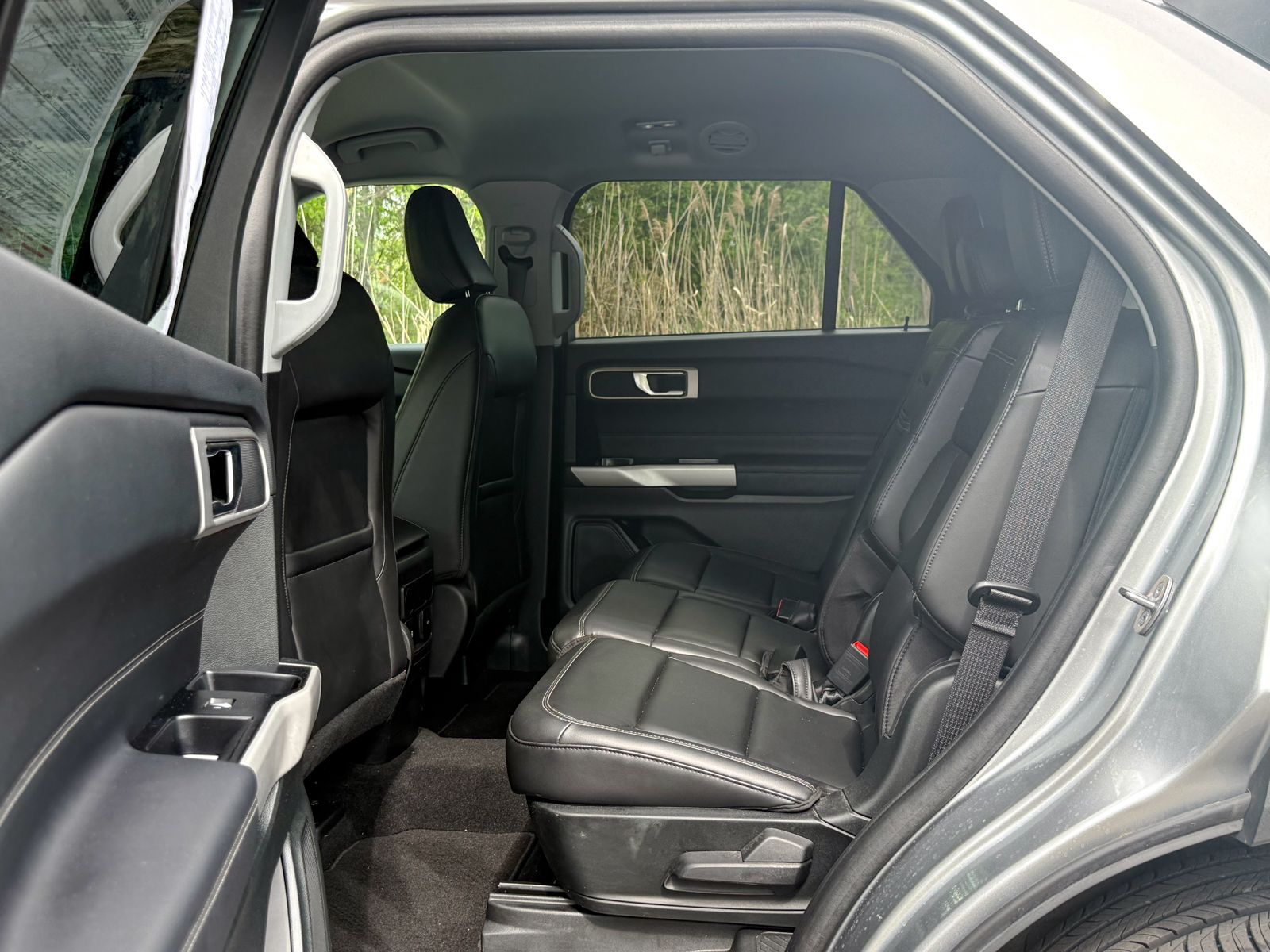 Used 2024 Ford Explorer - photo 22
