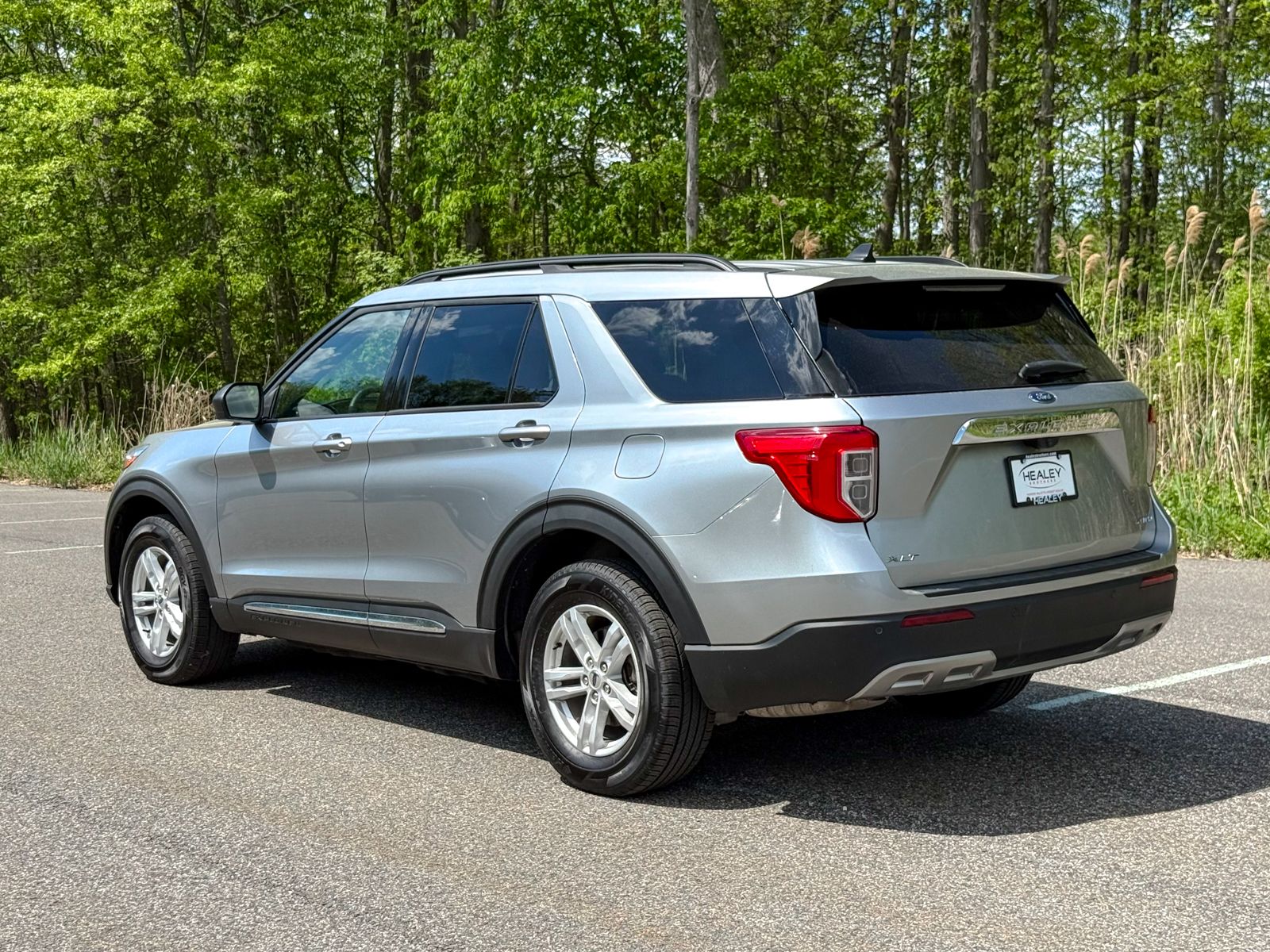 Used 2024 Ford Explorer - photo 6