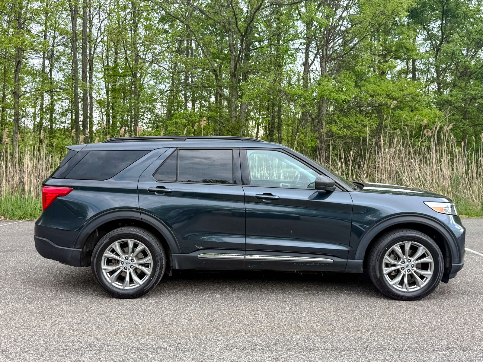 Used 2023 Ford Explorer - photo 9