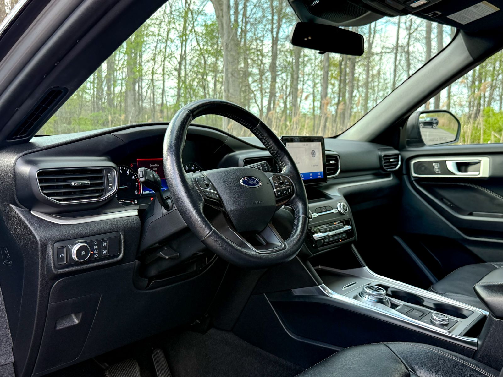 Used 2020 Ford Explorer - photo 9