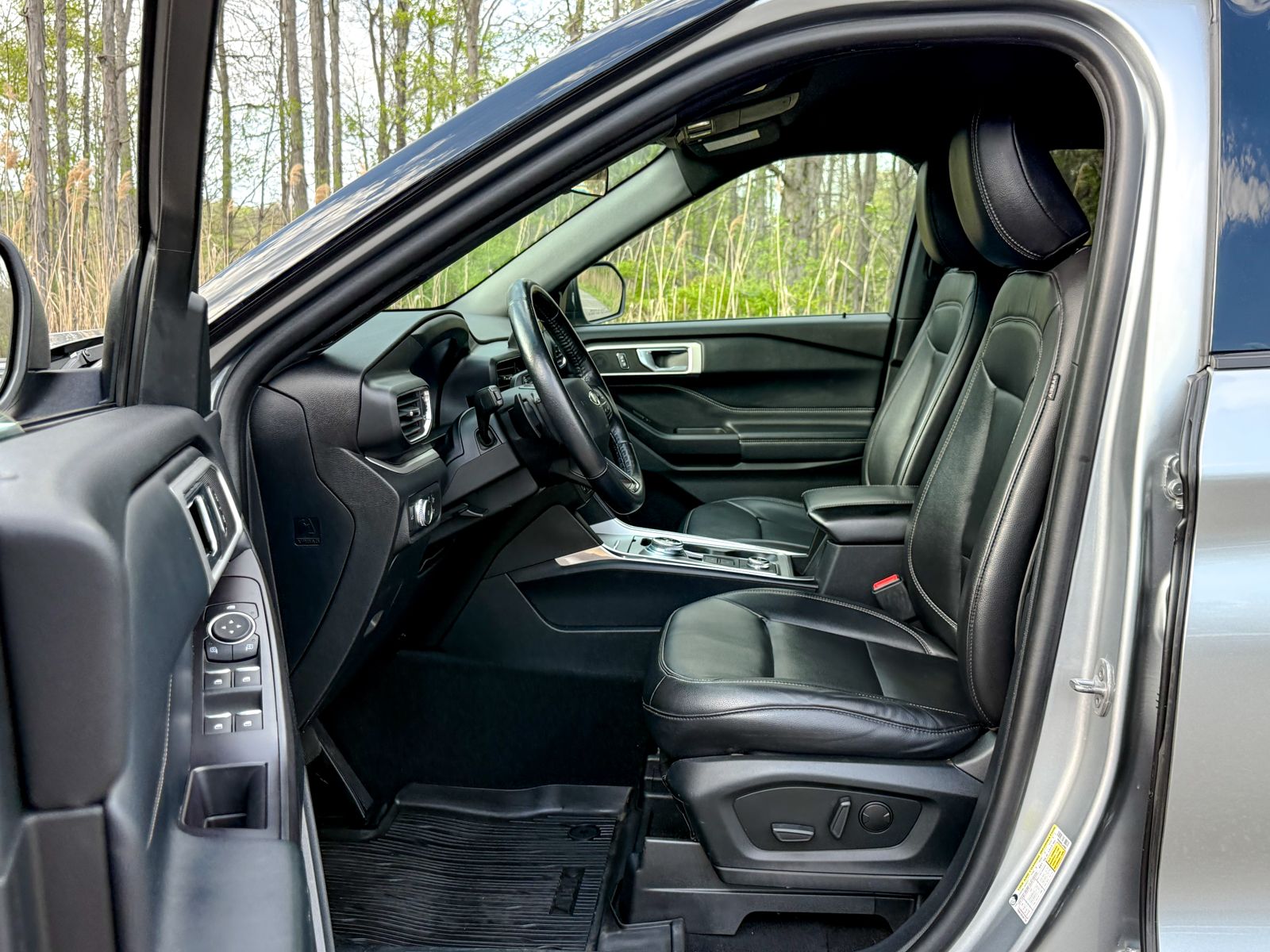 Used 2020 Ford Explorer - photo 11