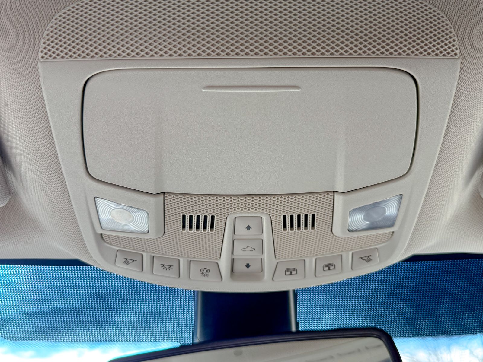 Used 2018 Ford Edge - photo 26