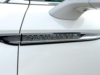 Used 2022 Lincoln Nautilus - photo 1