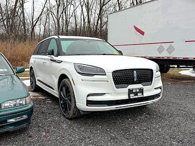 Used 2022 Lincoln Aviator - photo 1