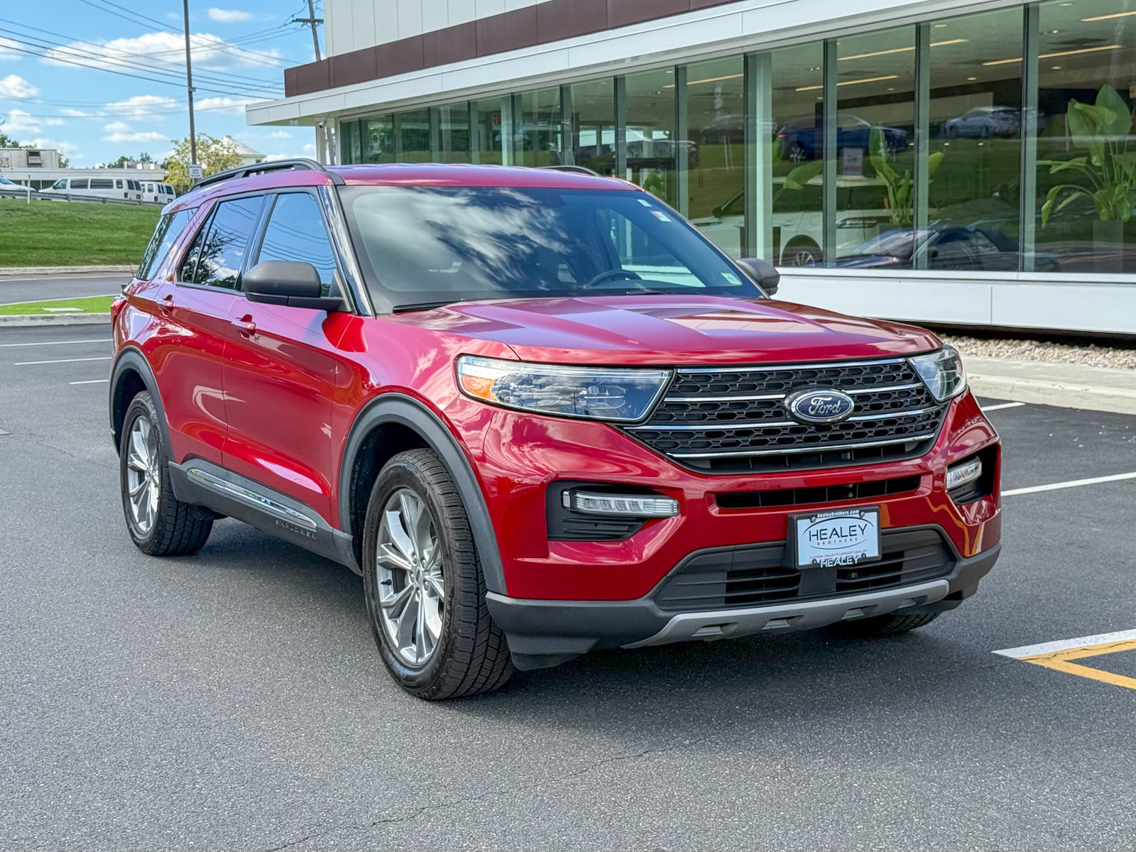 Used 2020 Ford Explorer - photo 1