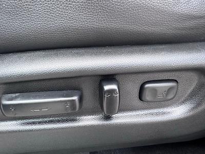 Used 2025 Honda Ridgeline - photo 2