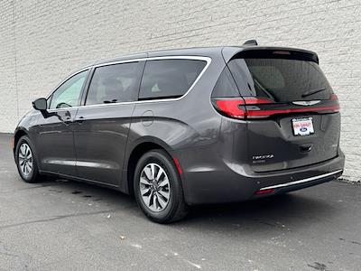 Used 2023 Chrysler Pacifica Touring L Minivan for sale #34518P - photo 2