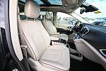 Used 2017 Chrysler Pacifica Limited Minivan for sale #36931B - photo 25