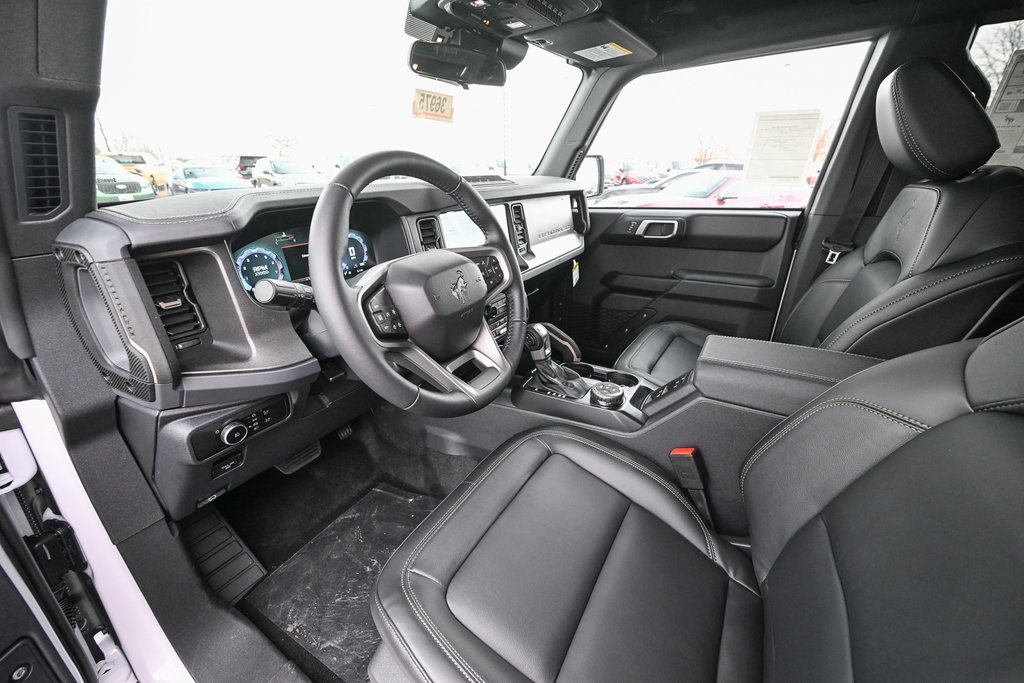 New 2025 Ford Bronco - photo 16