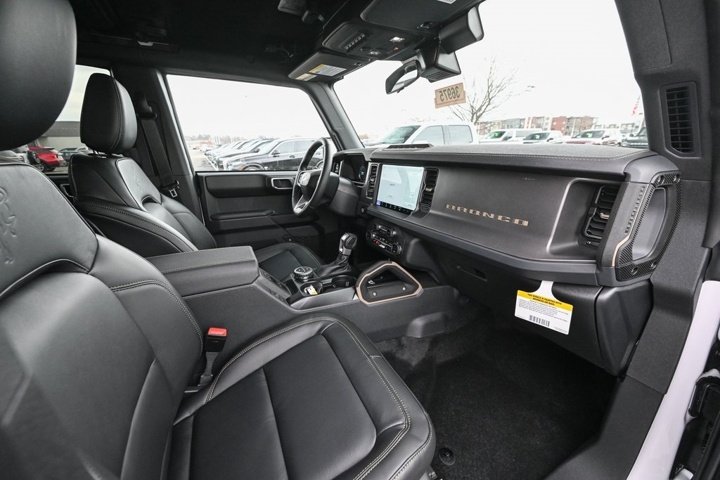 New 2025 Ford Bronco - photo 22