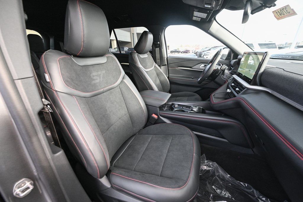 New 2026 Ford Explorer - photo 26