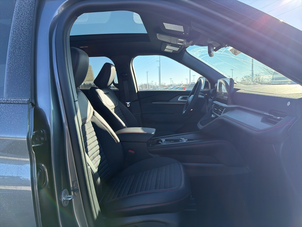 New 2026 Ford Explorer - photo 21