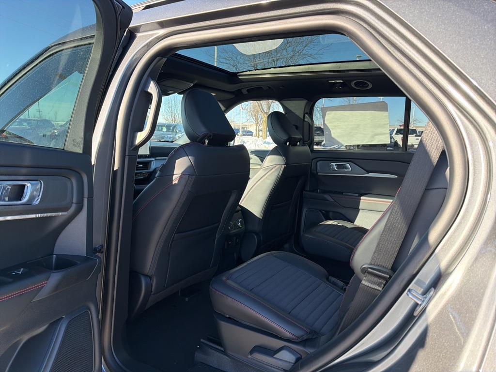 New 2026 Ford Explorer - photo 25