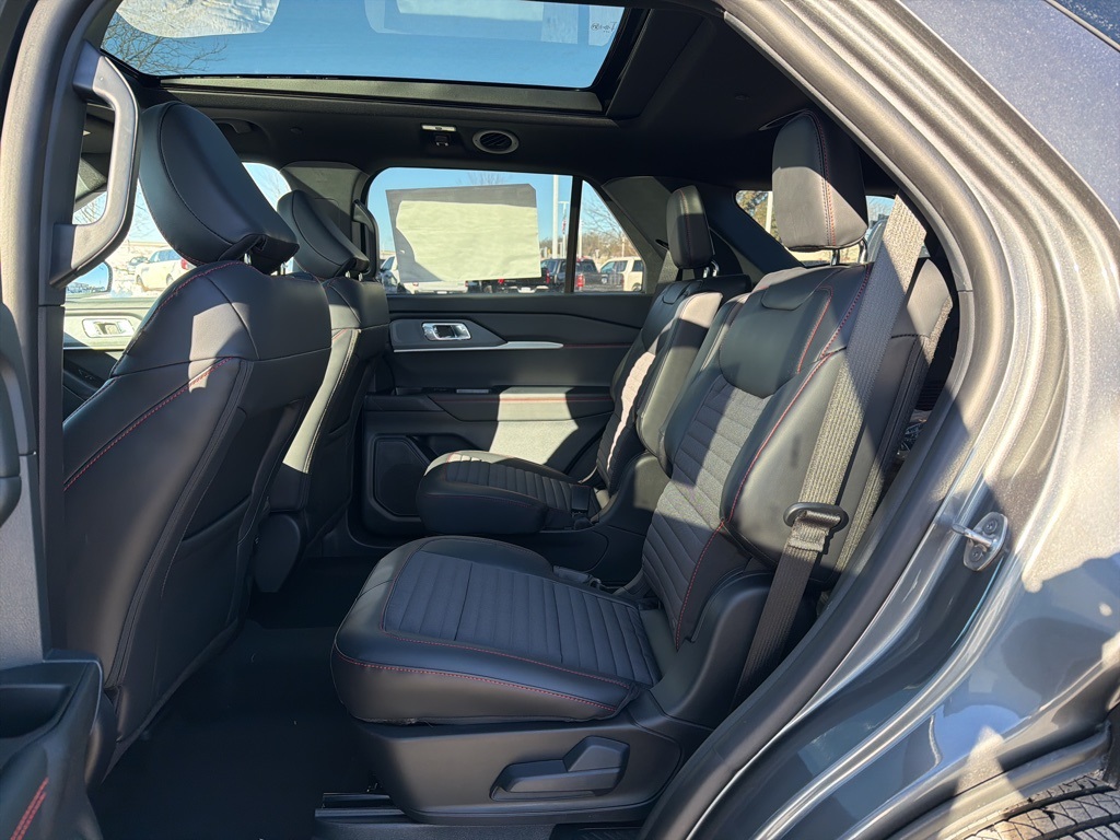 New 2026 Ford Explorer - photo 26