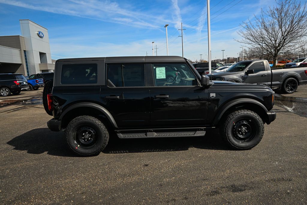 New 2026 Ford Bronco - photo 6