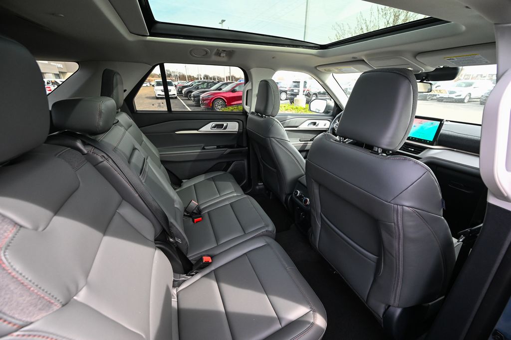 New 2026 Ford Explorer - photo 27