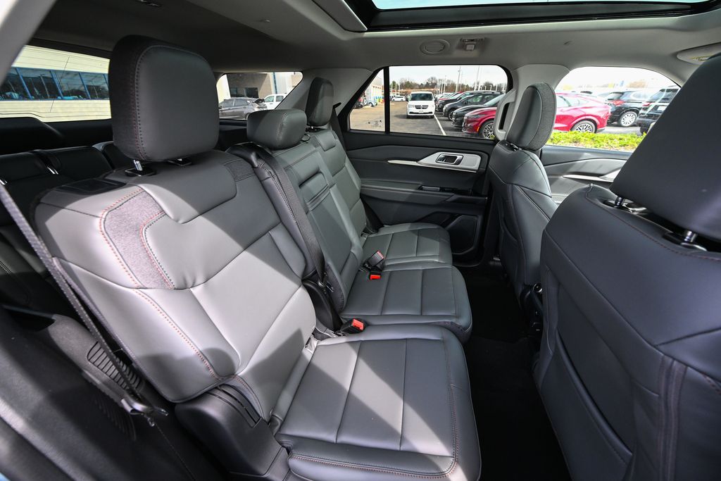 New 2026 Ford Explorer - photo 28